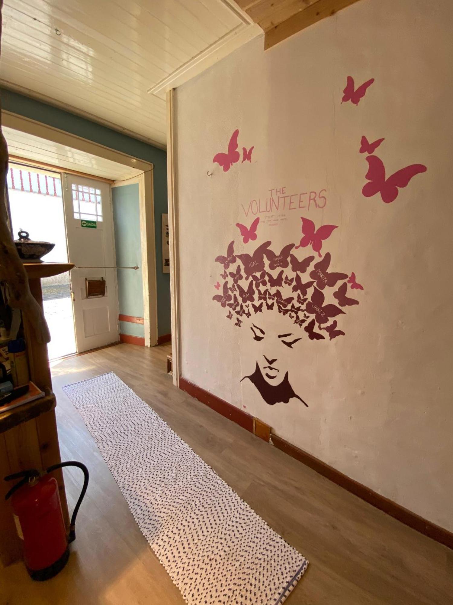 The Pink House Hostel Faja Grande Bagian luar foto