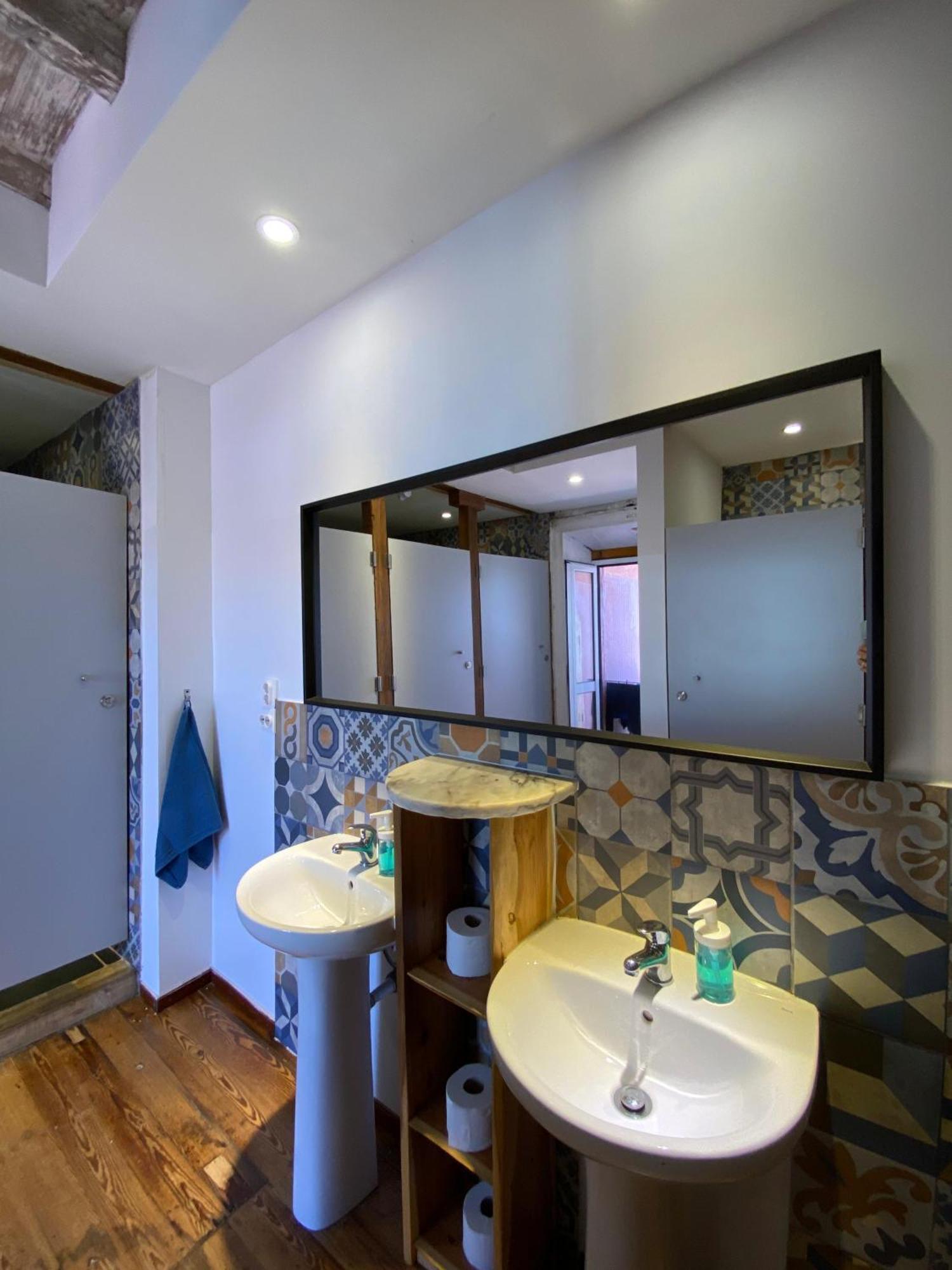 The Pink House Hostel Faja Grande Bagian luar foto
